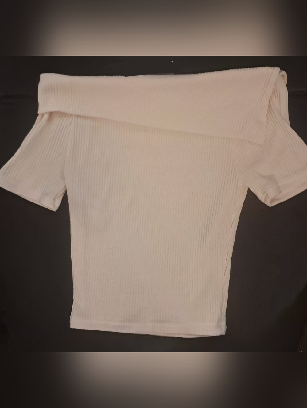 Off-Shoulder Ribbed Short Sleeve Top in Cream